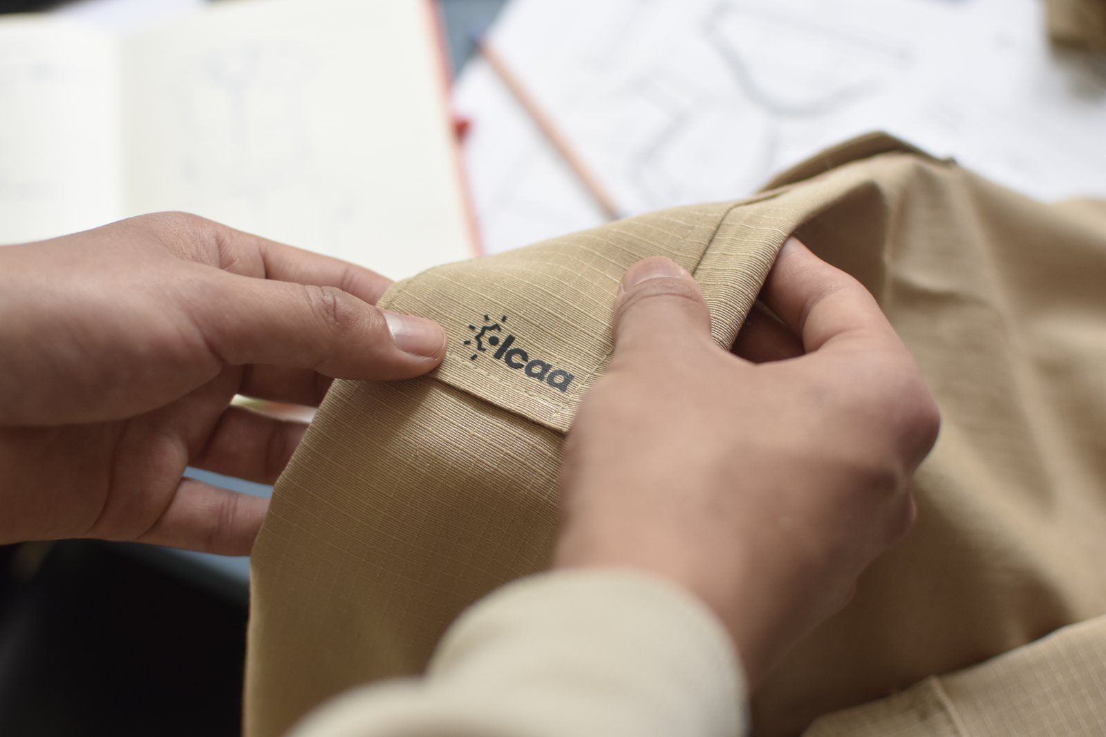 Nancy Heredia supervisando la producción